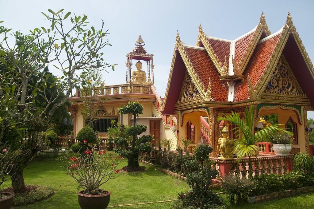 Happy Place Phuket Exterior photo